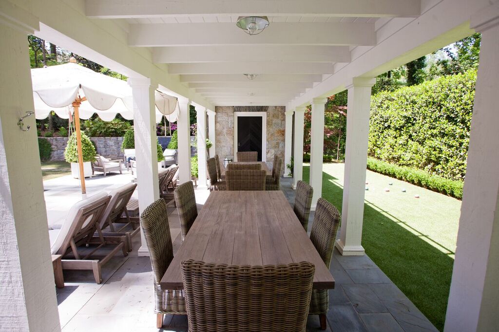 Pool House — Photo 9 of 10