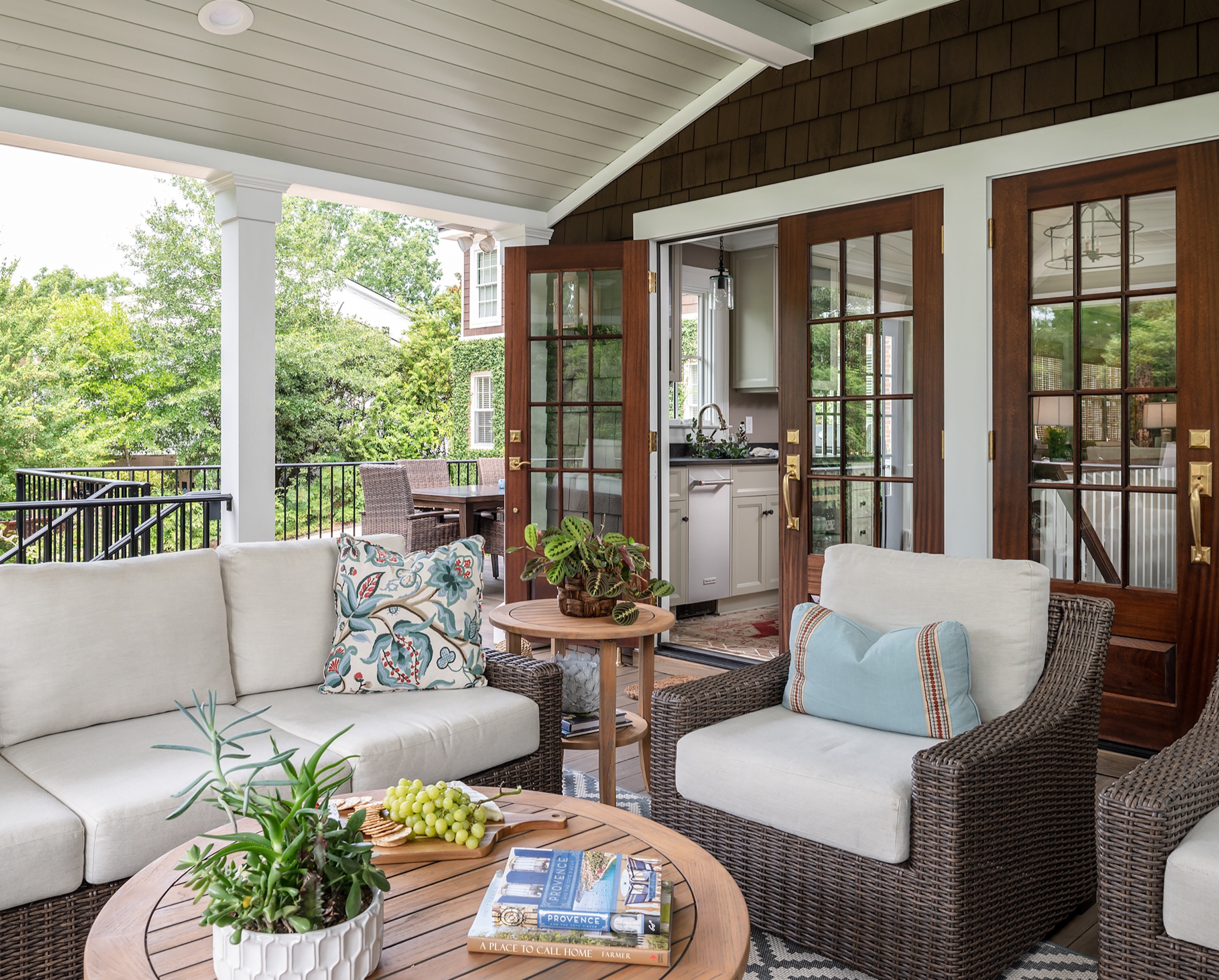 Veranda — Photo 4 of 6
